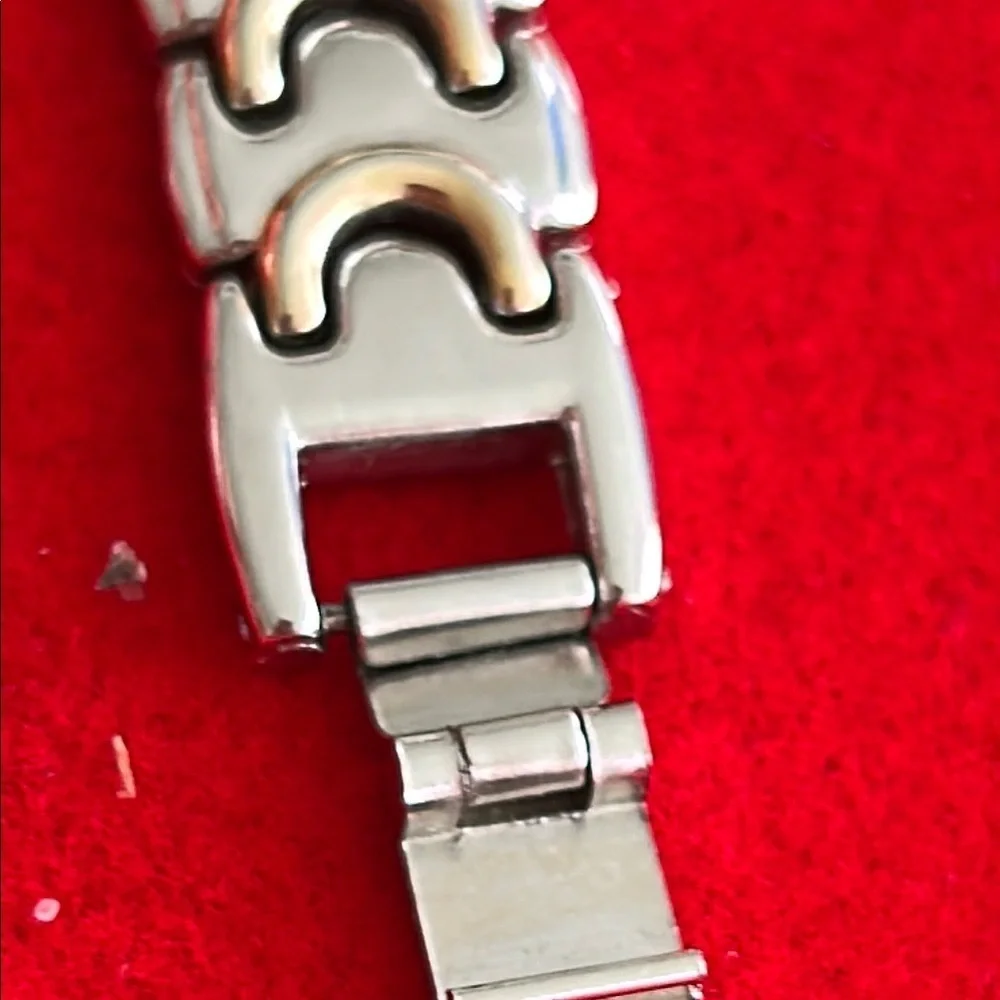 Geneva Silver and Gold Quartz Watch